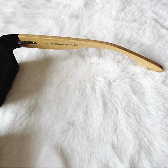 Juna Blue & Light Wood Sunglasses - Picture 10 of 11